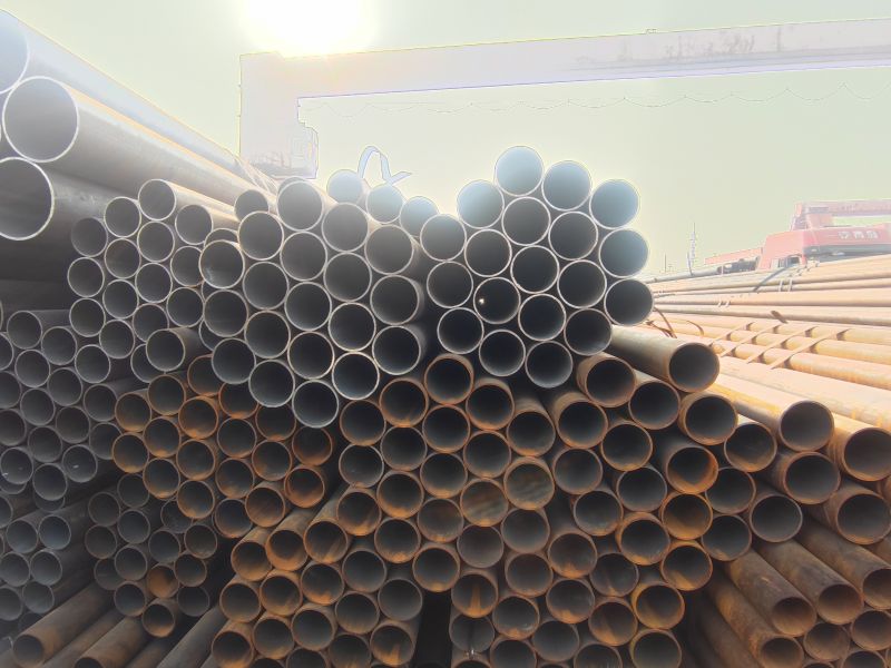 建龍無(wú)縫鋼管